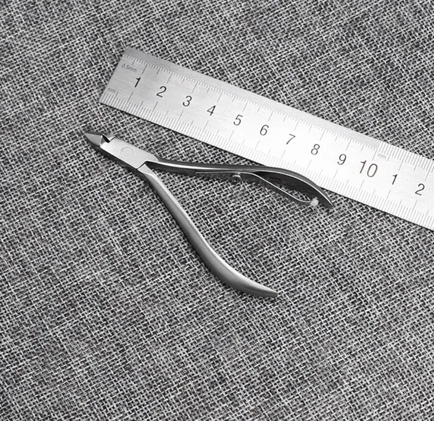 Pet Nail Clipper Detail 1