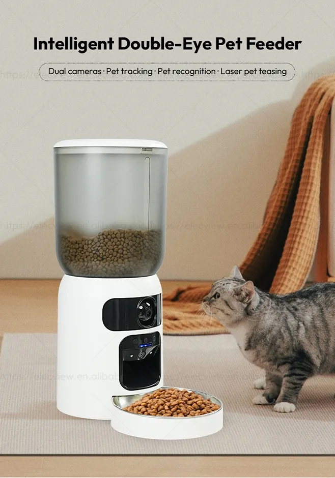 Smart Pet Feeder View 1