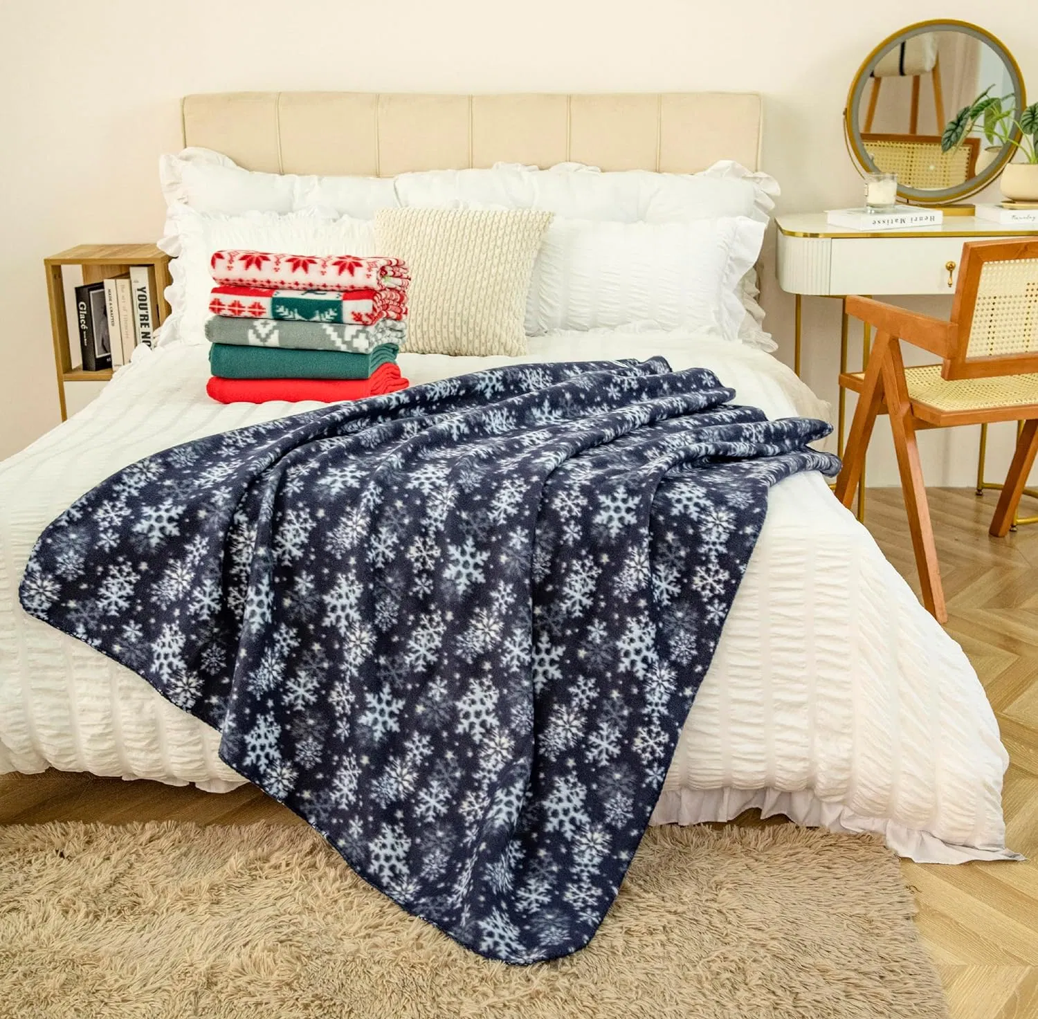 Fleece Throw Blankets Bulk Fleece Blankets for Christmas Wholesale Lightweight Warm Soft for Pet Bed