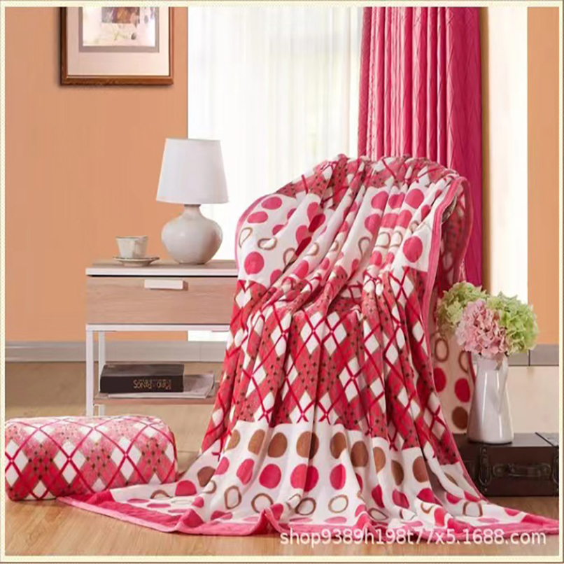 Warm Thickened Fluffy Premium Dog Blankets Pet Coral Velvet Flannel Fleece Puppy Bed Mat Pad Blanket with Cute Paw Prints