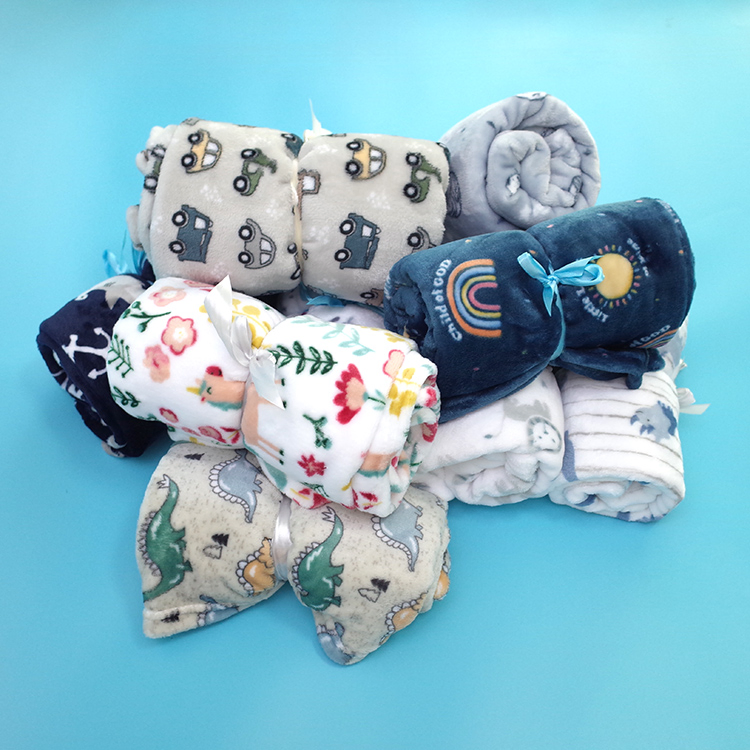 Hanyang Wholesale High Quality Low MOQ Pet Dog Blanket Soft Warm Fuzzy Plush Printing Sherpa Large Dog Blanket