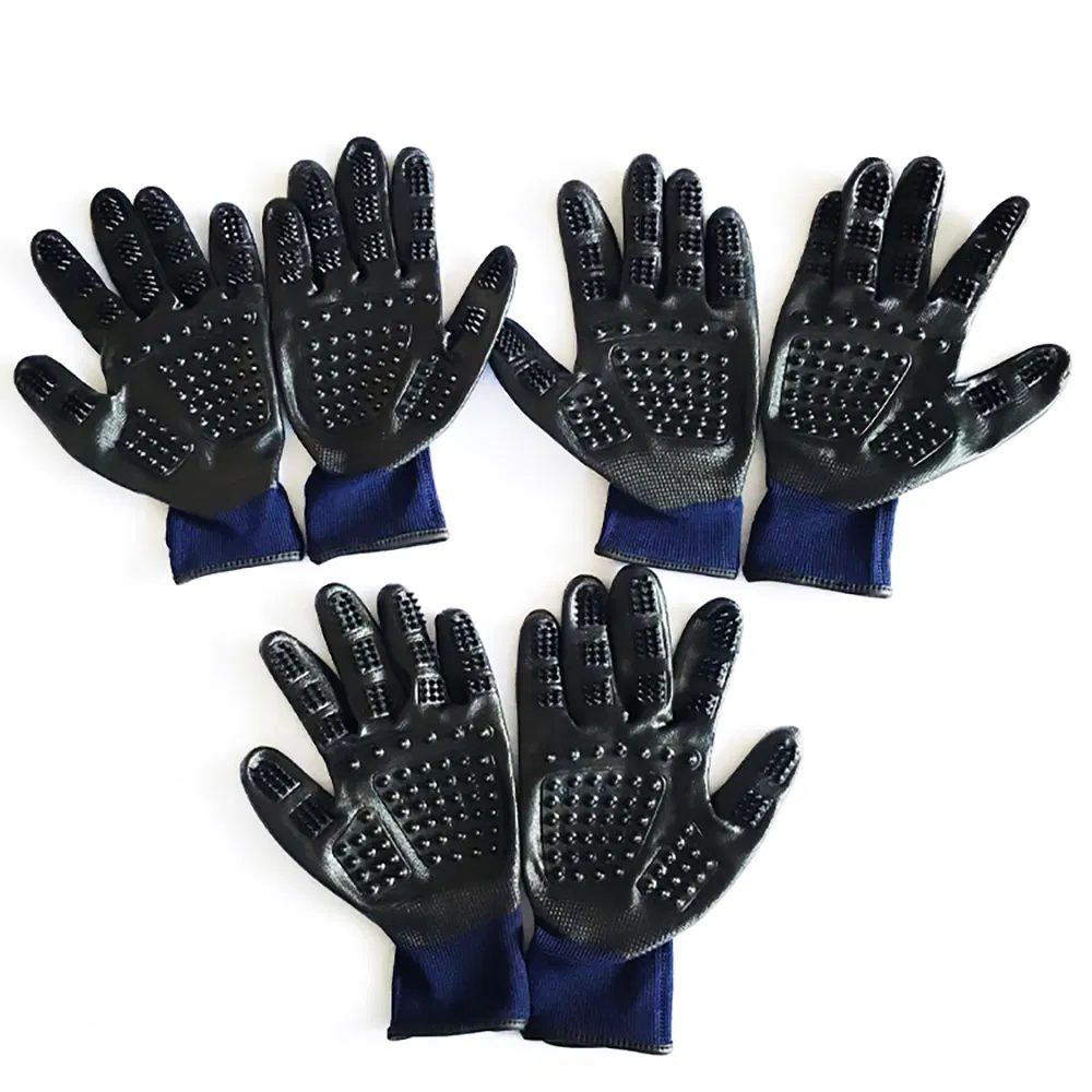 Grooming Gloves 3