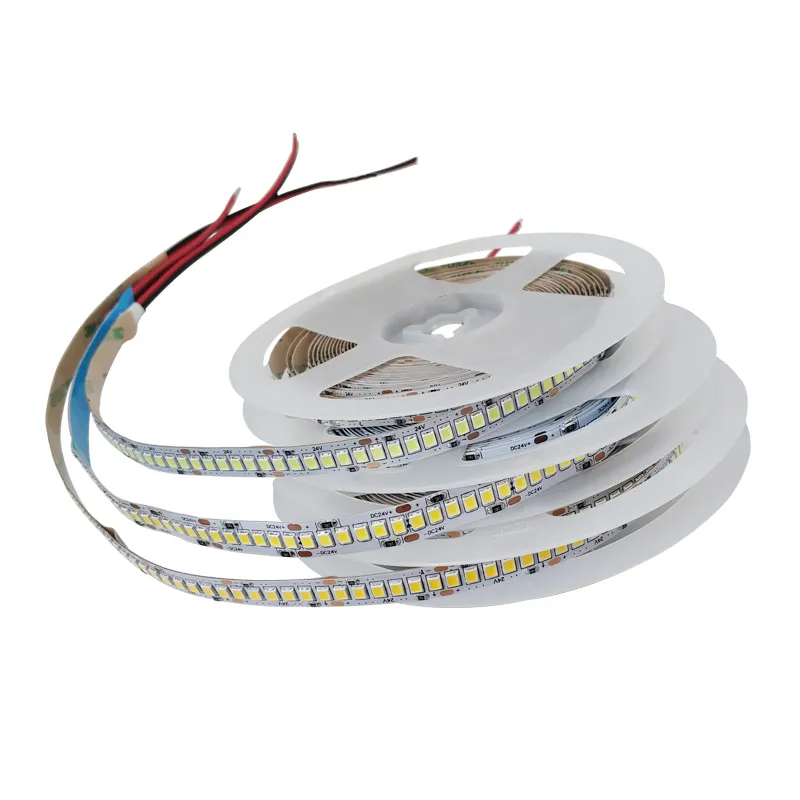 High Efficiency 6000K Flexible LED Strip for Indoor Lighting