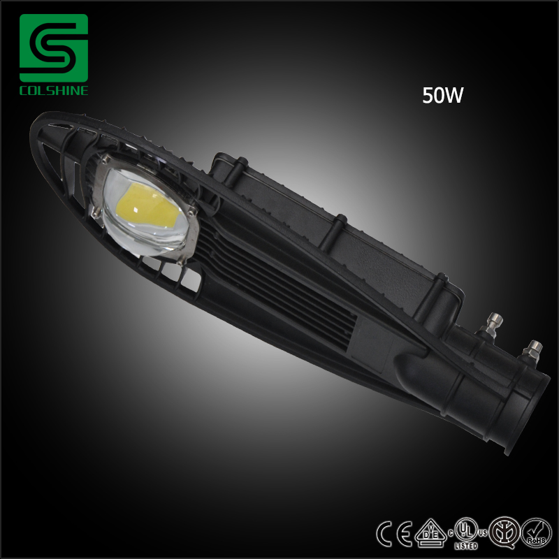 Advanced Photometric Modular LED Lamp for Streets and Parking Lots