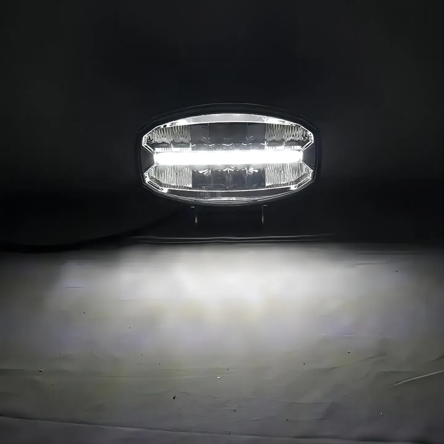 9 Inch 80W LED Driving Light Automotive Auto Lighting System Vehicle Offroad LED Work Light 24V