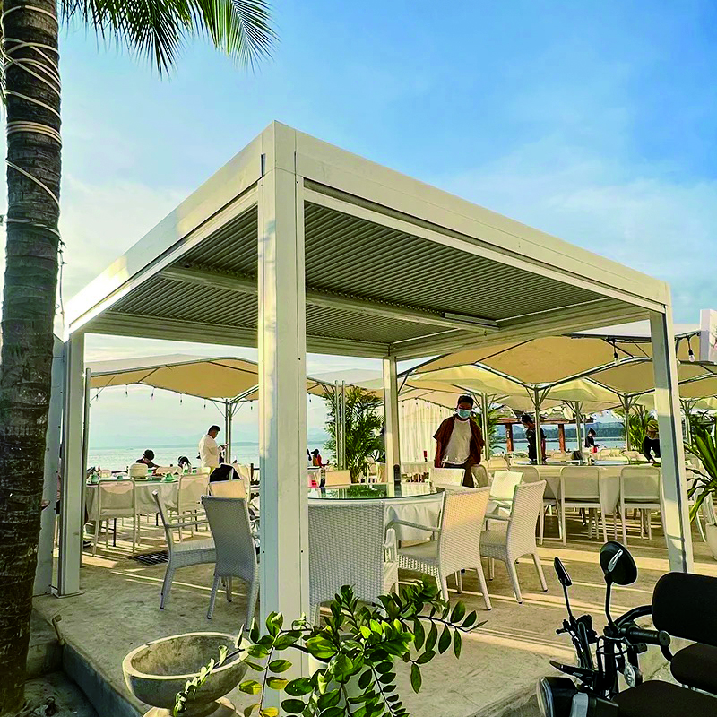 Sunroom Outdoor Dining Premium Retractable Heavy Duty Iron Aluminum Motorized Louvered Skylight Blinds Pergola