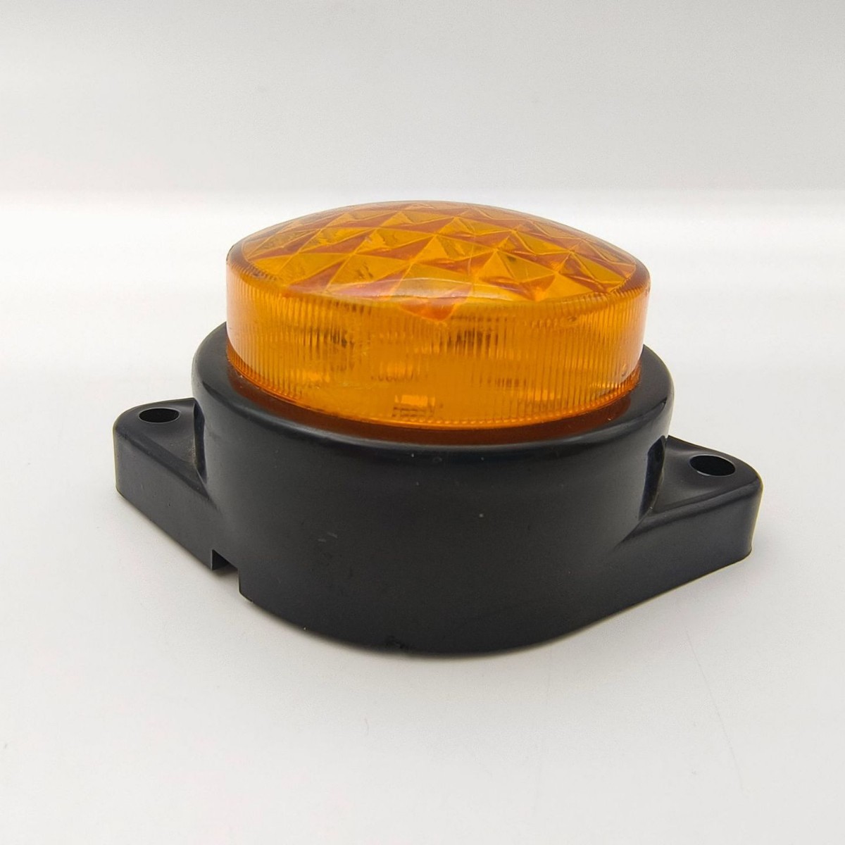 Manufacturers LED Automotive Turn Signal Lamps Lanterns Model YL-212 OLIVER OE 123456 Rated 5W Fitment 5cm X 3.5cm Export