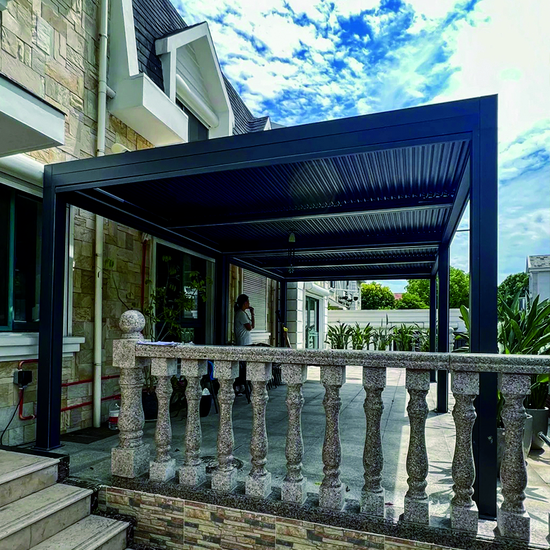 Sunroom Outdoor Dining Premium Retractable Heavy Duty Iron Aluminum Motorized Louvered Skylight Blinds Pergola