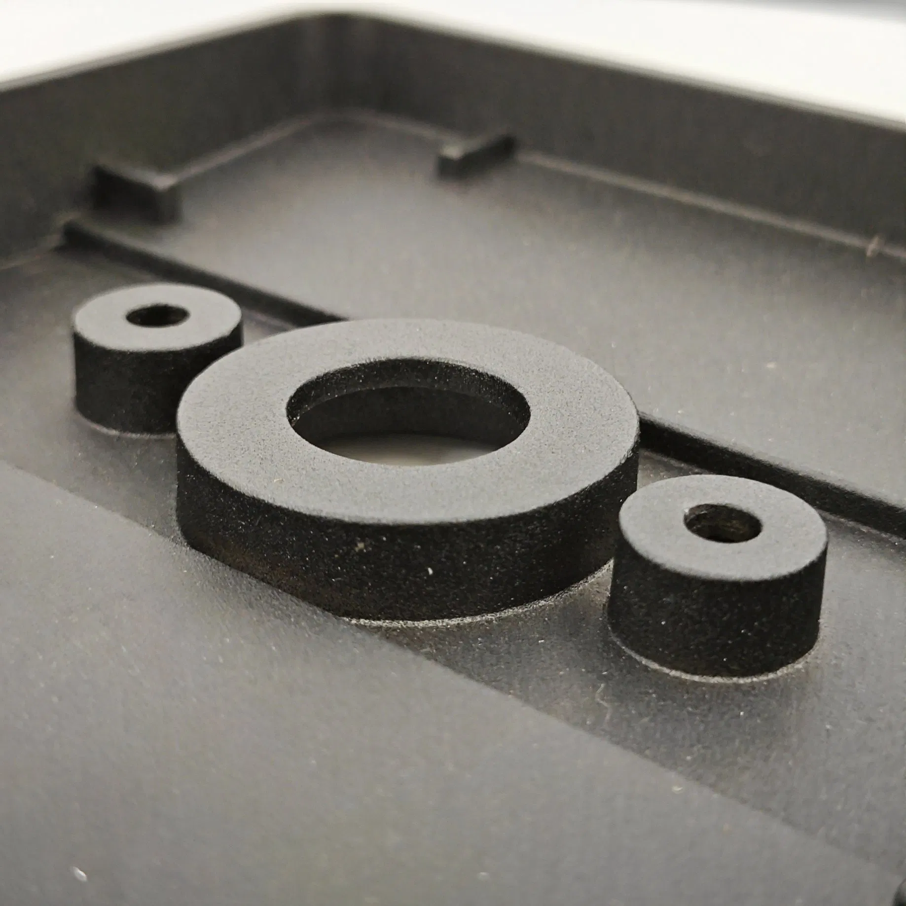Custom Precision Metal Frames: Durable Stainless Steel &amp; Aluminum Solutions