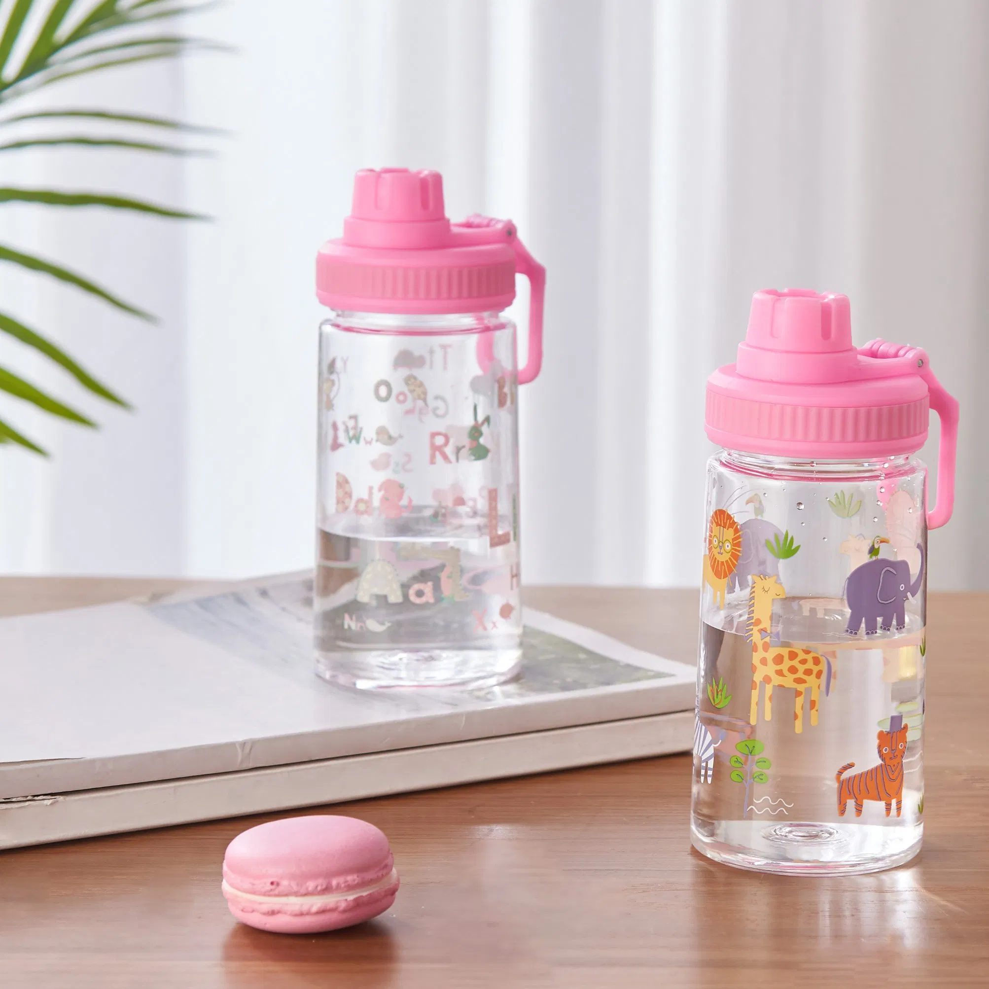 Children-Friendly Cute BPA-Free School Camp Plastic Water Bottle with Strap