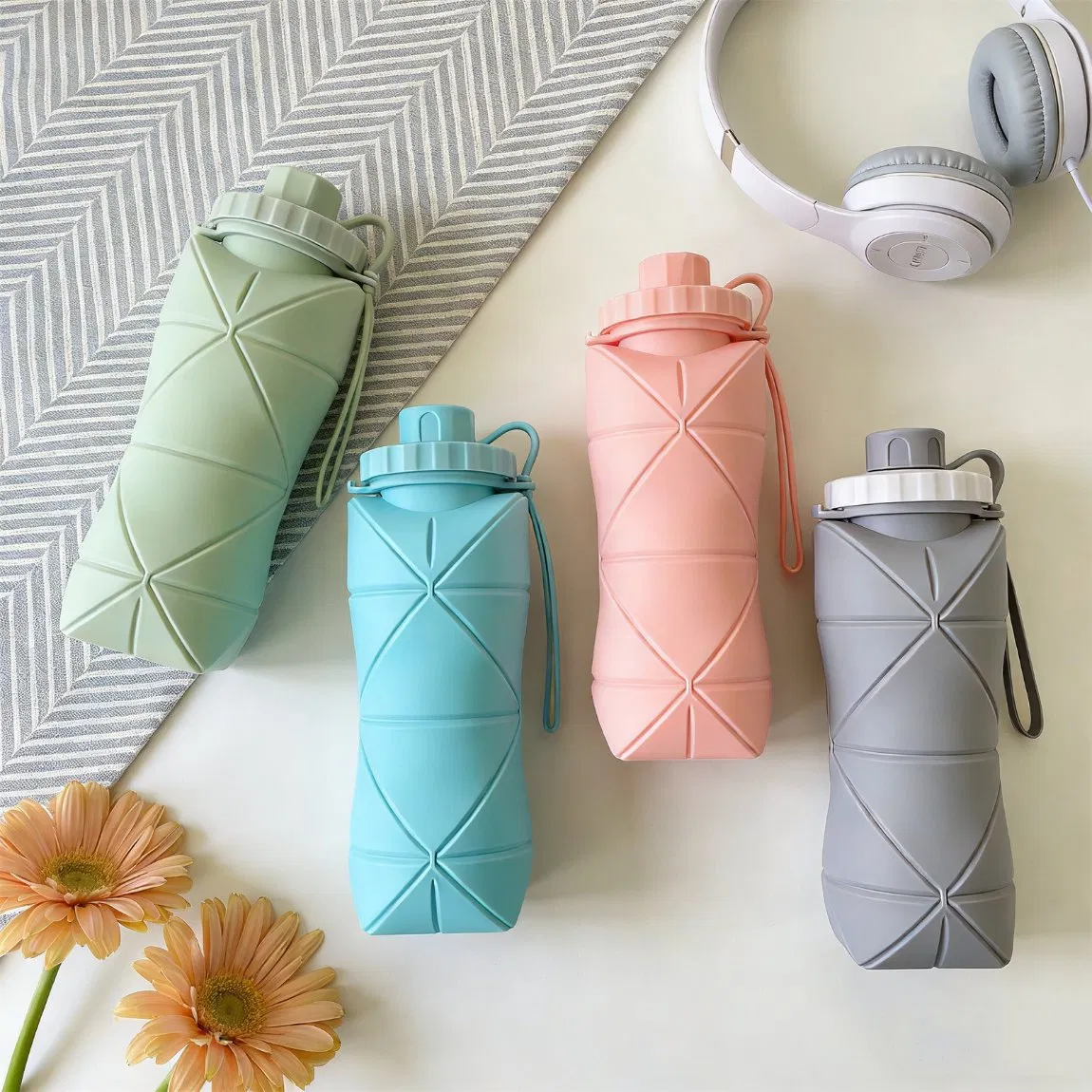 Silicone Foldable Portable Travel Water Bottle, Collapsible Water Bottles