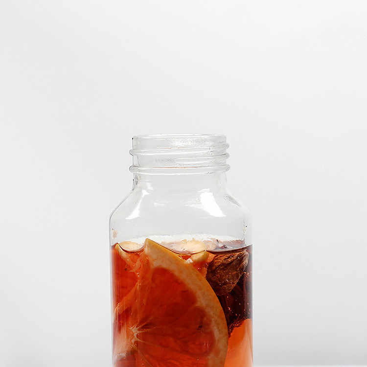 Custom Logo Glass Bottle for Mineral Water and Juice