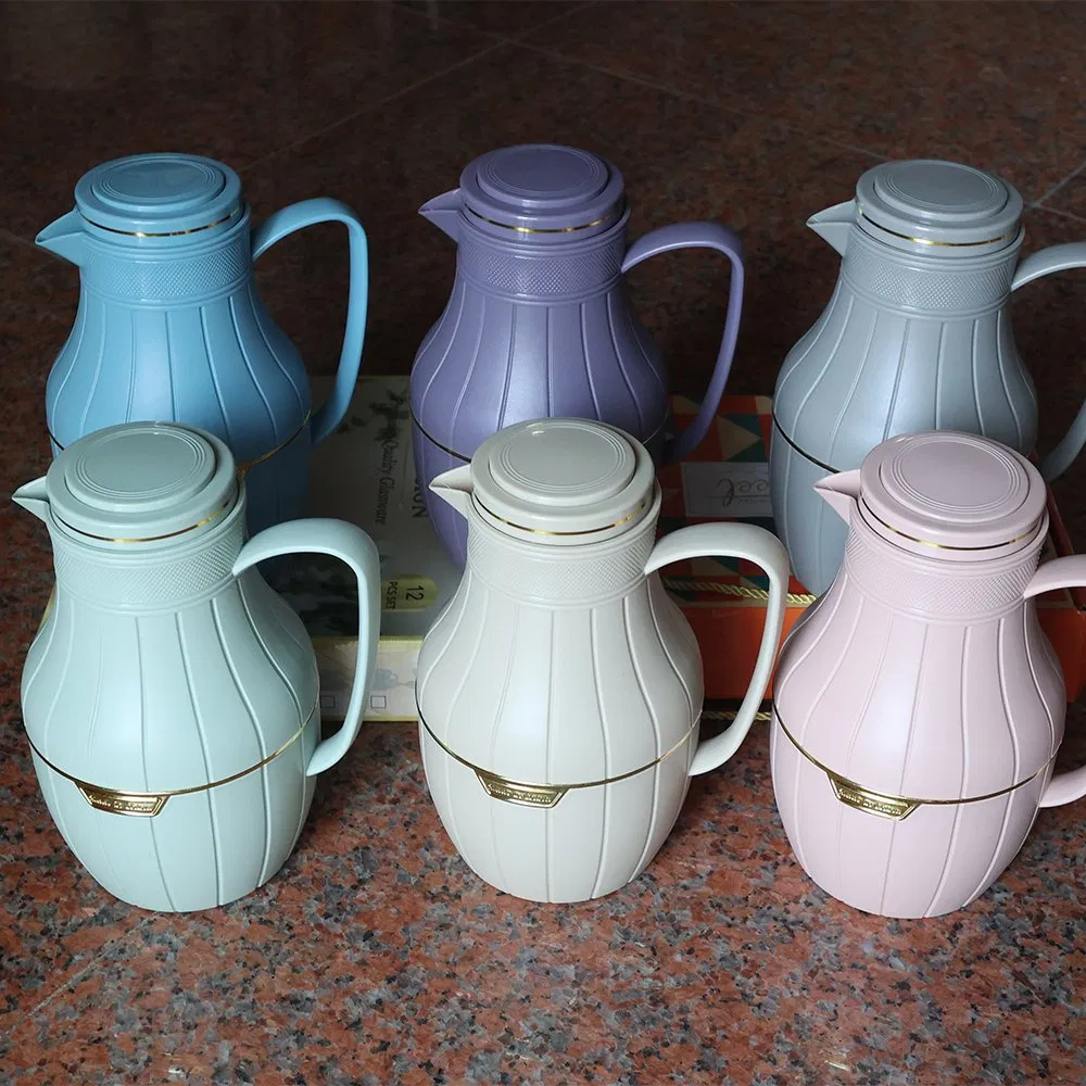 Outdoor Lightweight Structure Flask-Shaped Vacuum Flask with Temperature Display