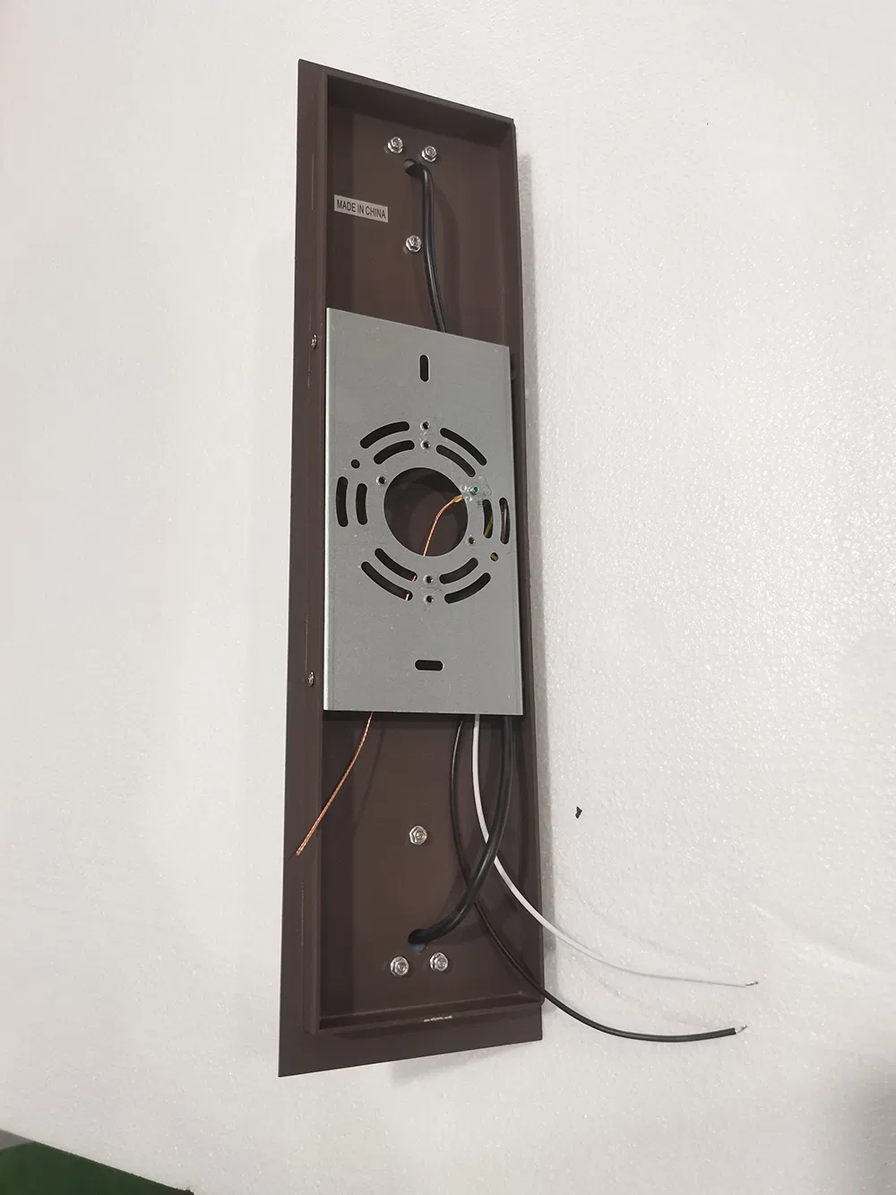 Outdoor Wall Sconce Photo 4