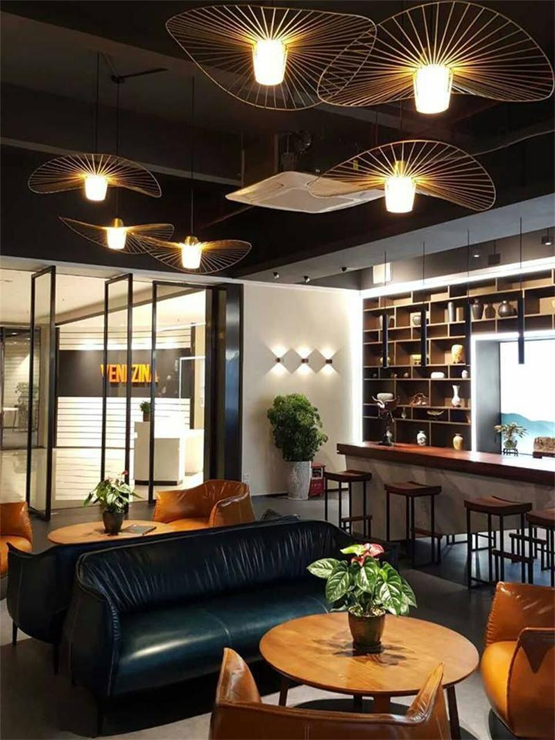 Modern Magnetic Track LED Pendant Light for Stylish Interiors