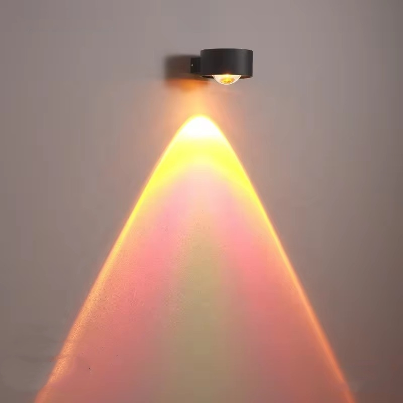 Modern Aluminum LED Wall Sconce for Stylish Bedroom Illumination