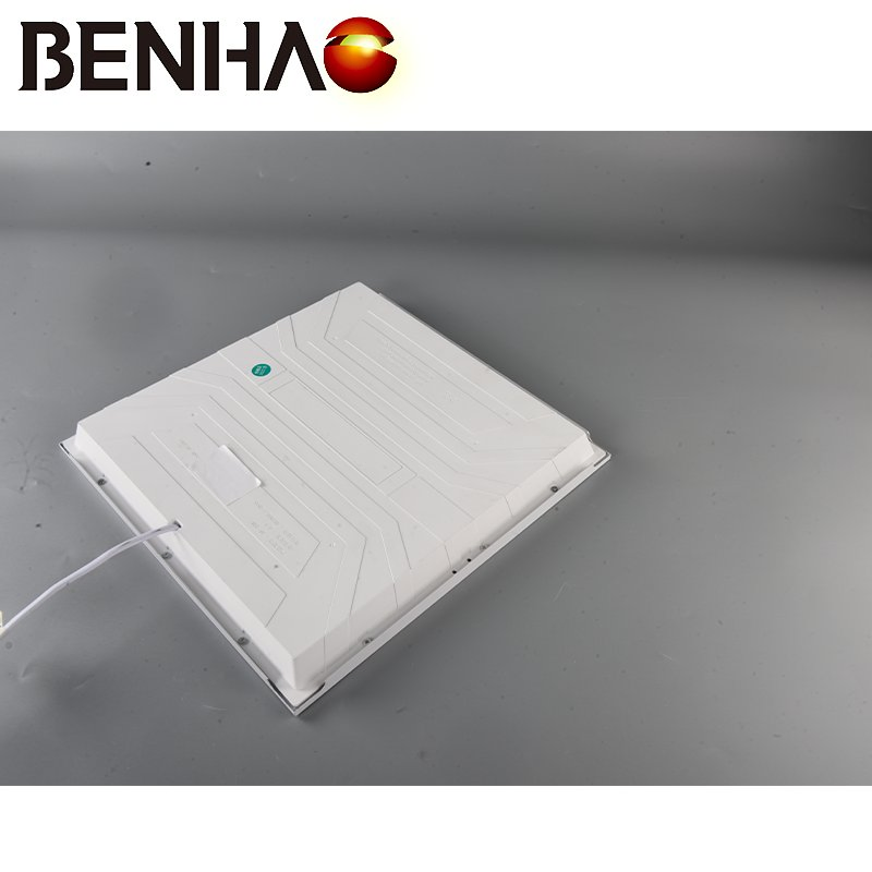 Wholesale High Quality Recessed 600 * 600 mm Aluminum White Square Ceiling LED Panel Light