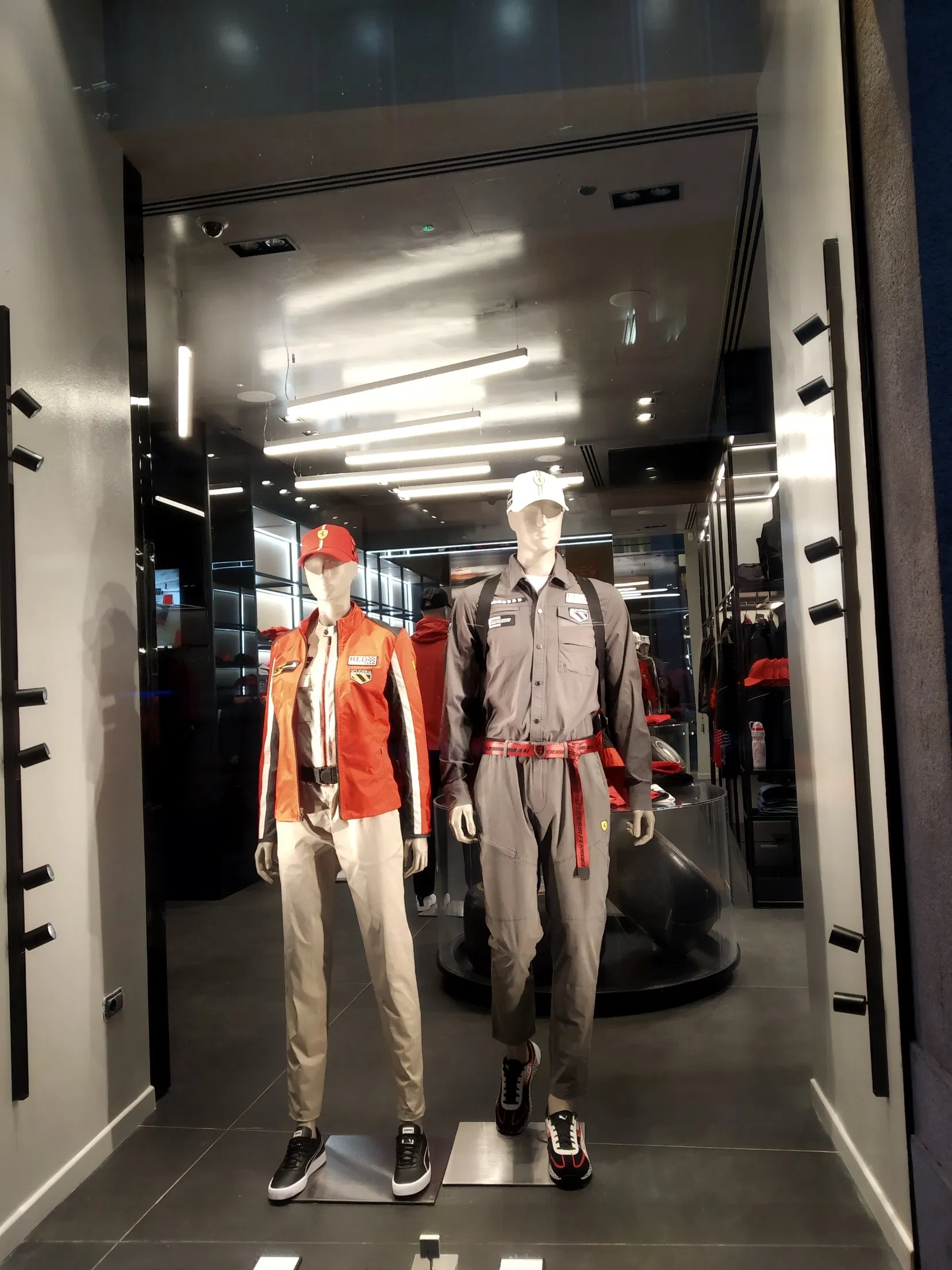 Powerful Bridgelux 2*15W LED Grille Light for Businesses