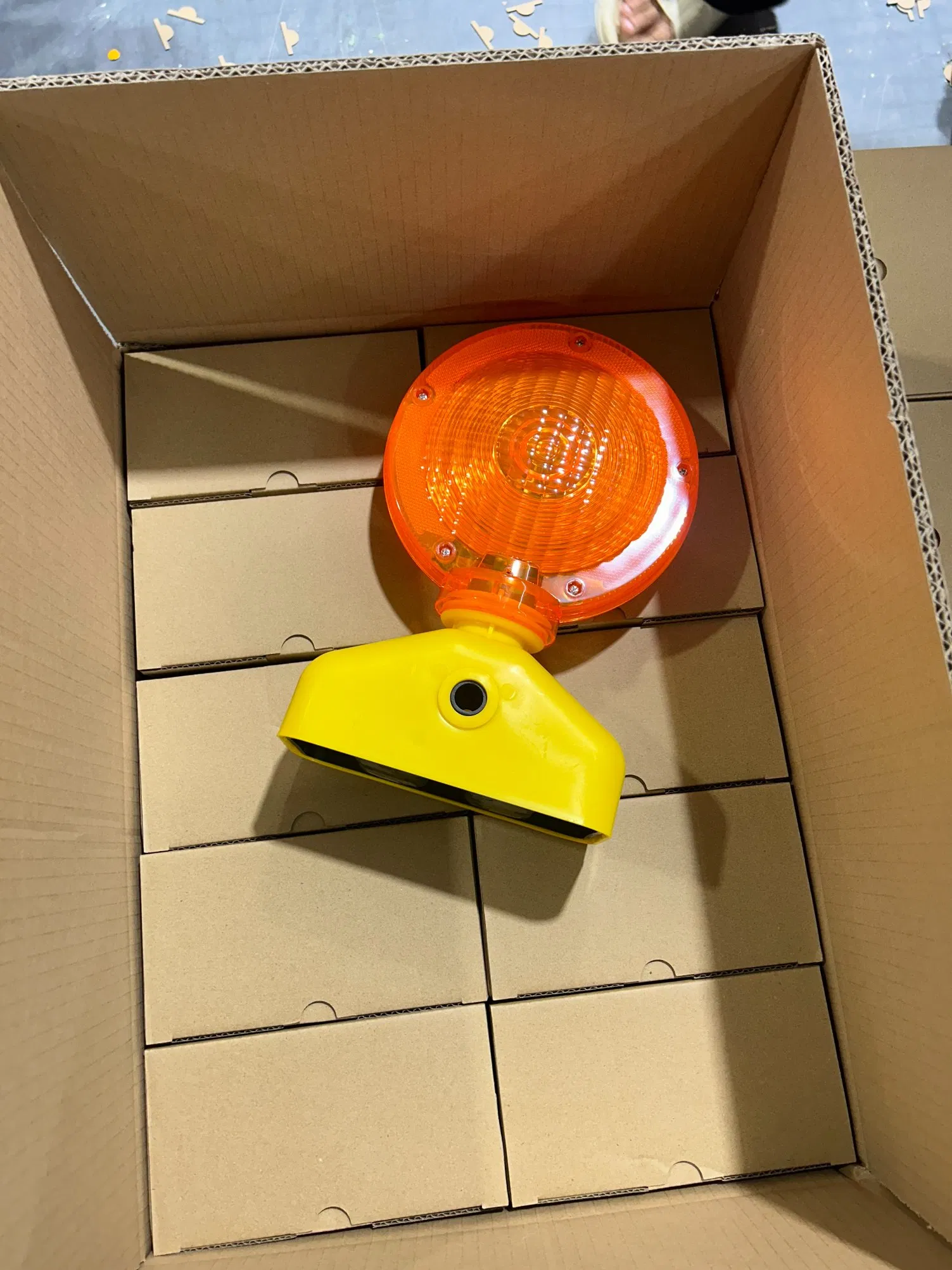 Solar LED Strobe Flashing Rotating Safety Beacon Emergency Traffic Road Portable Waterproof Warning Light