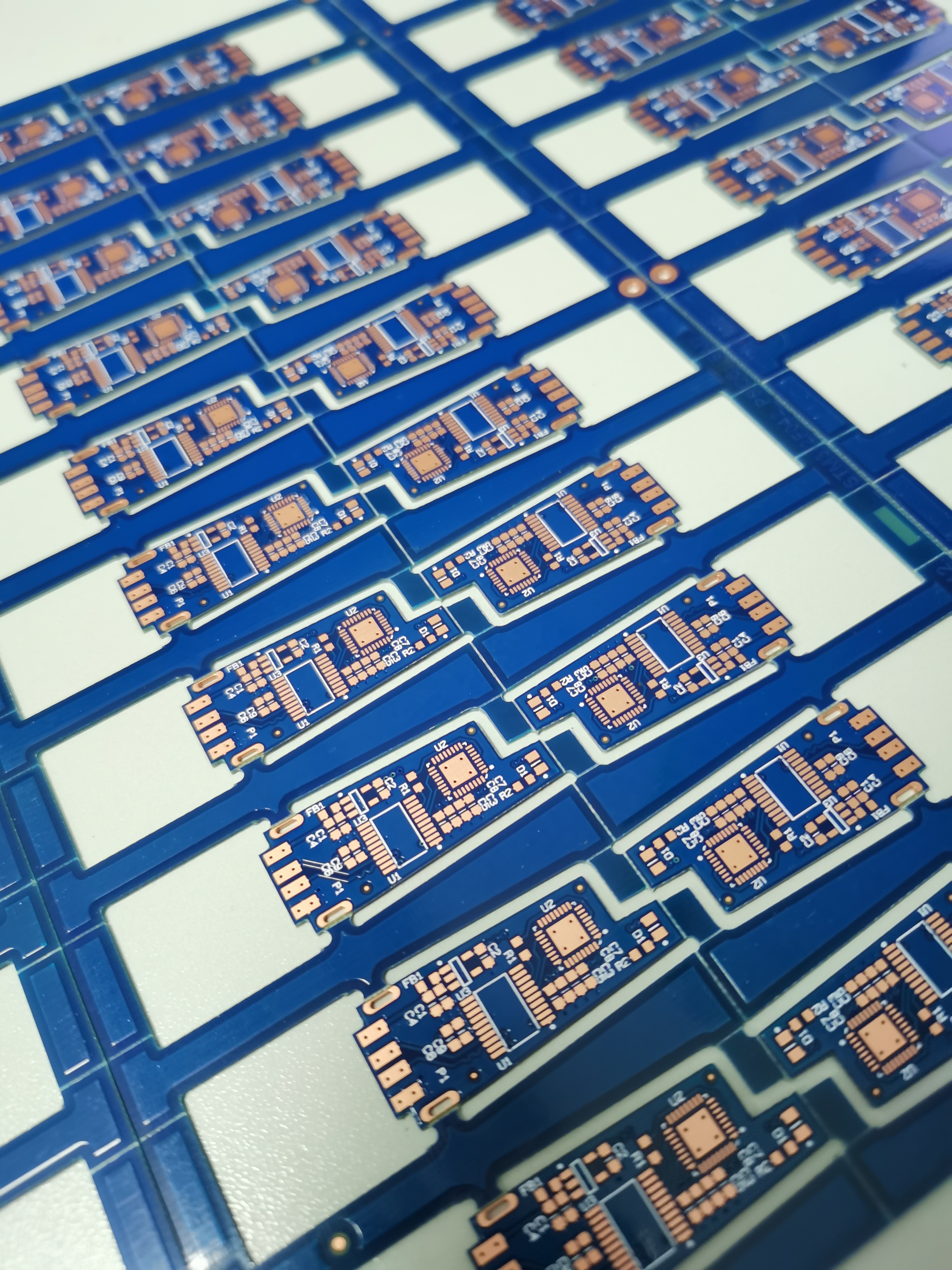 TOP PCB Double Layer Board PCB Printing Making Machine China Manufacture Projector double side PCB design