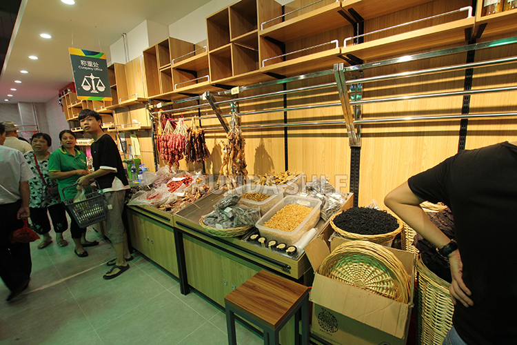 Single-Sided Supermarket Rack Display Instance 1