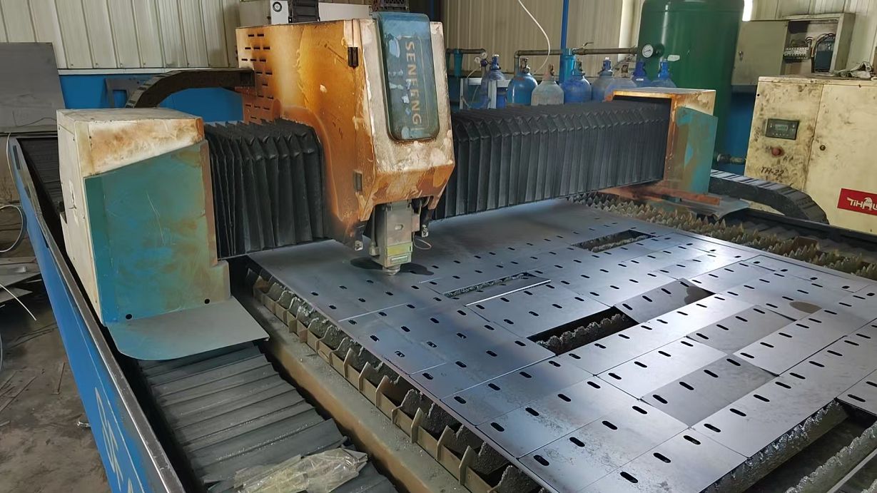 Cutting materials process