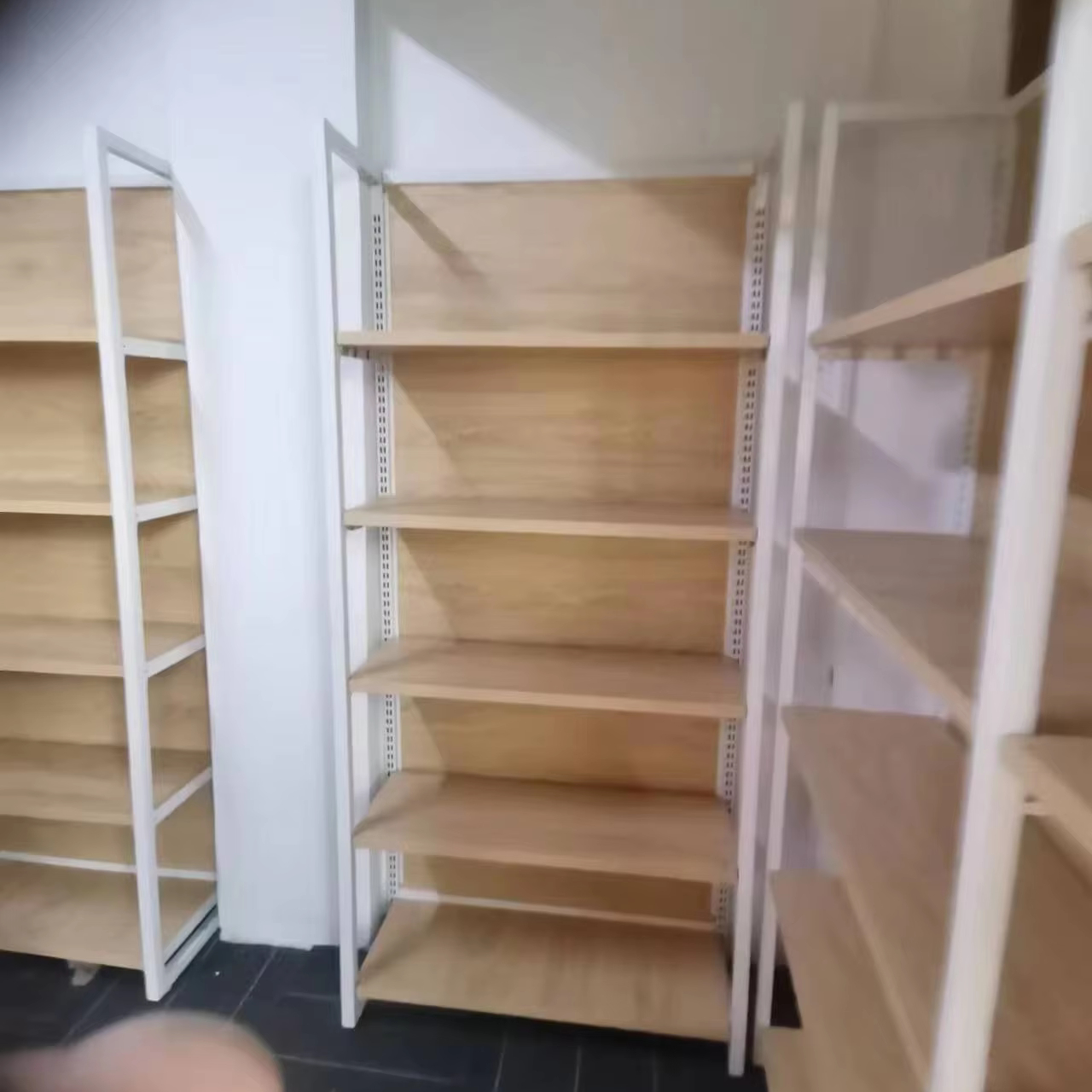 Customized Double-Sided Steel Combination Shelf Wood Metal Design for Pharmacy Supermarket or Gift Store Display Rack