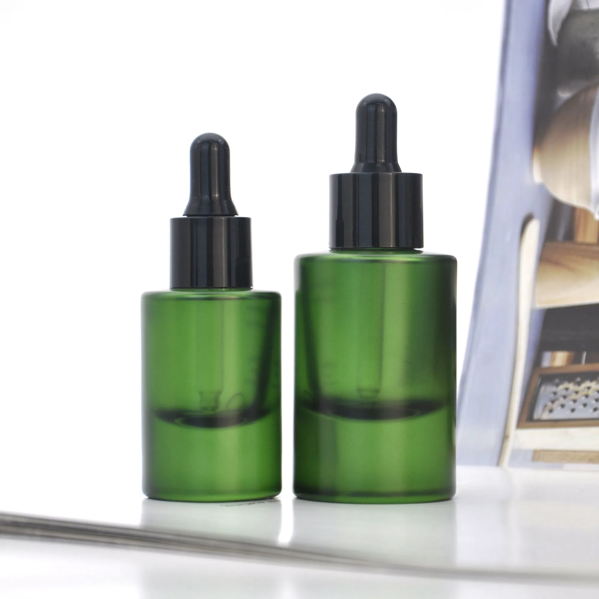 Wholse Small Frosted Green Essential Oil Bottle with Dropper Serum Oil Bottle