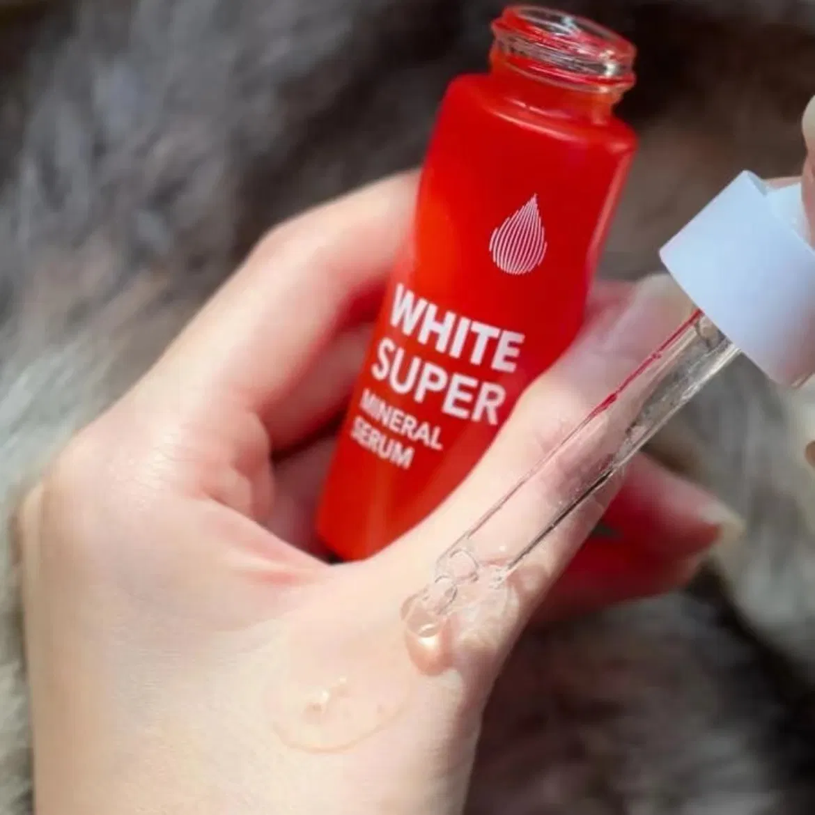 Luxurious 15ml Matte Red Glass Pipette Bottle for Skincare