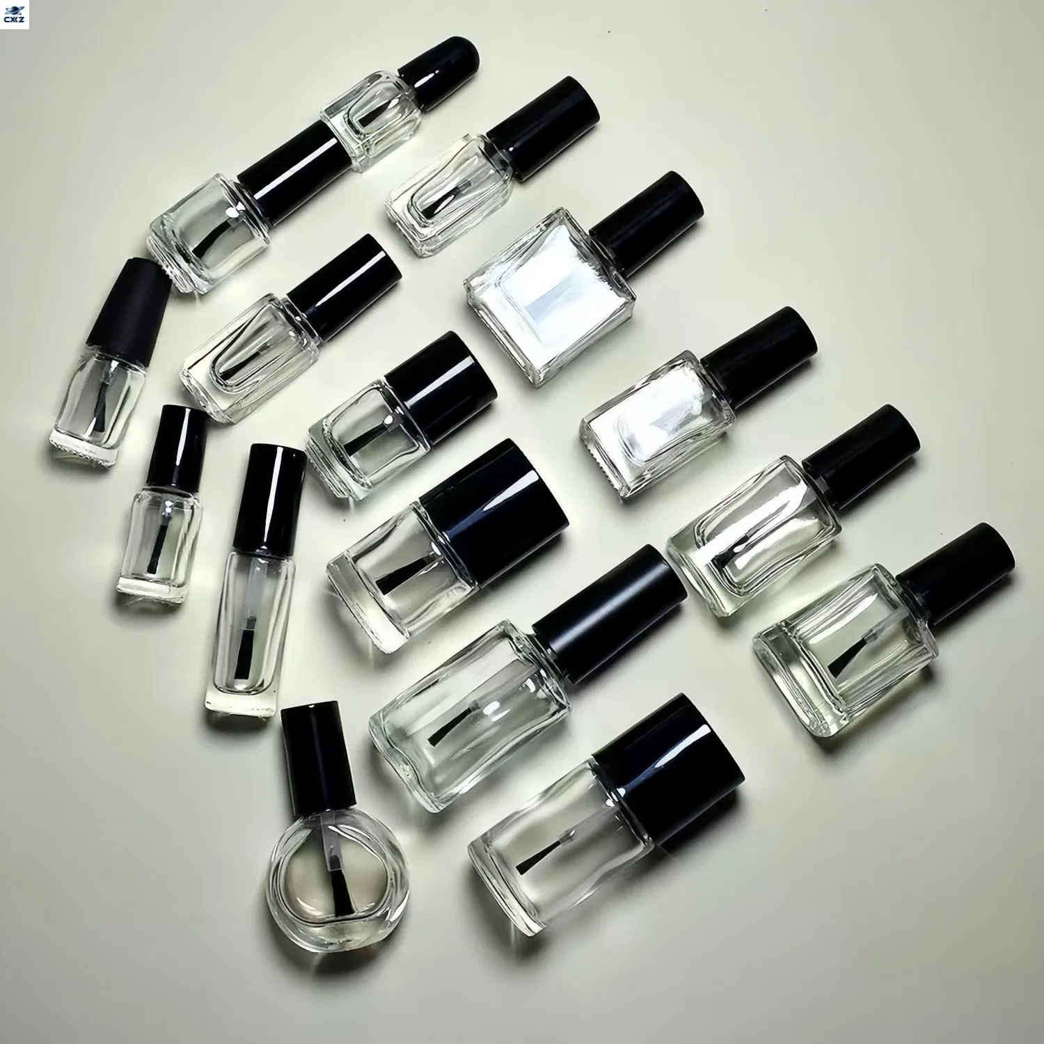 Cute Design 5ml 10ml 15ml Colorful Eco-Friendly Screw Cap Glass Cosmetic Nail Polish Oil Empty Bottles Subpackage Sample