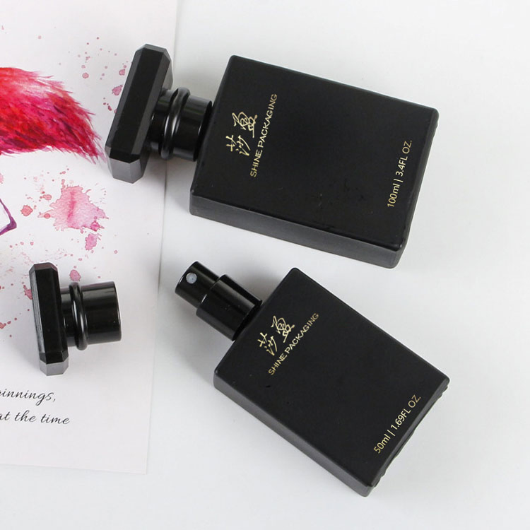 Wholesale Square Shape Cosmetic Empty Glass Mist Spray Perfume Bottle Free Sample