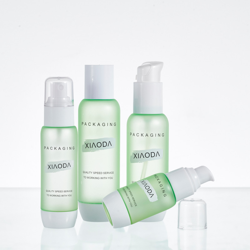 Oval Base Tray Bottle Spot Cosmetic Bottle Pet Plastic Packaging 30ml 60ml 100ml New Lotion Spray Bottle