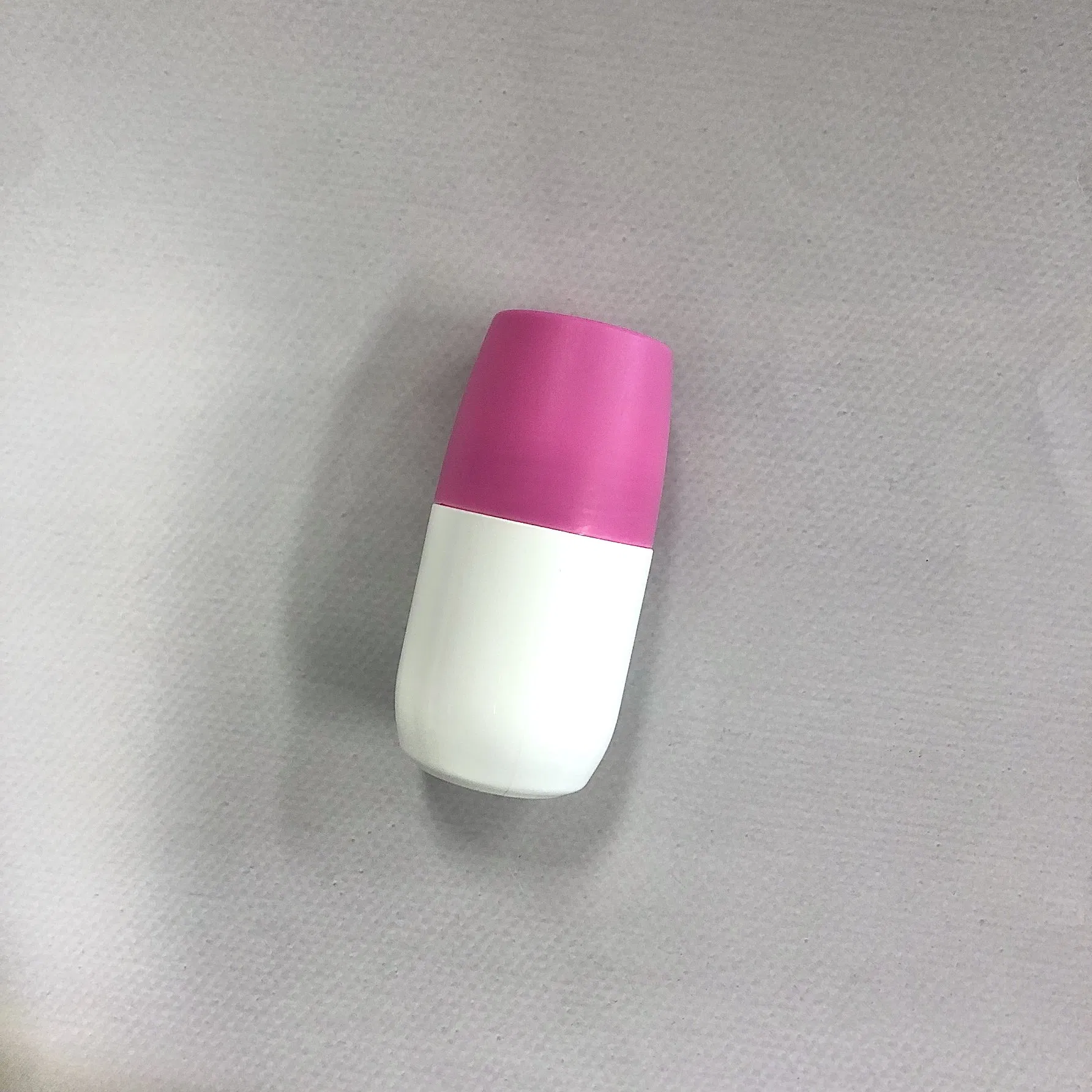 30ml 60ml Pink Cap White Body Cosmetic PP Packaging Bottle Deodorant Perfume Essential Oil Plastic Roll on Bottle