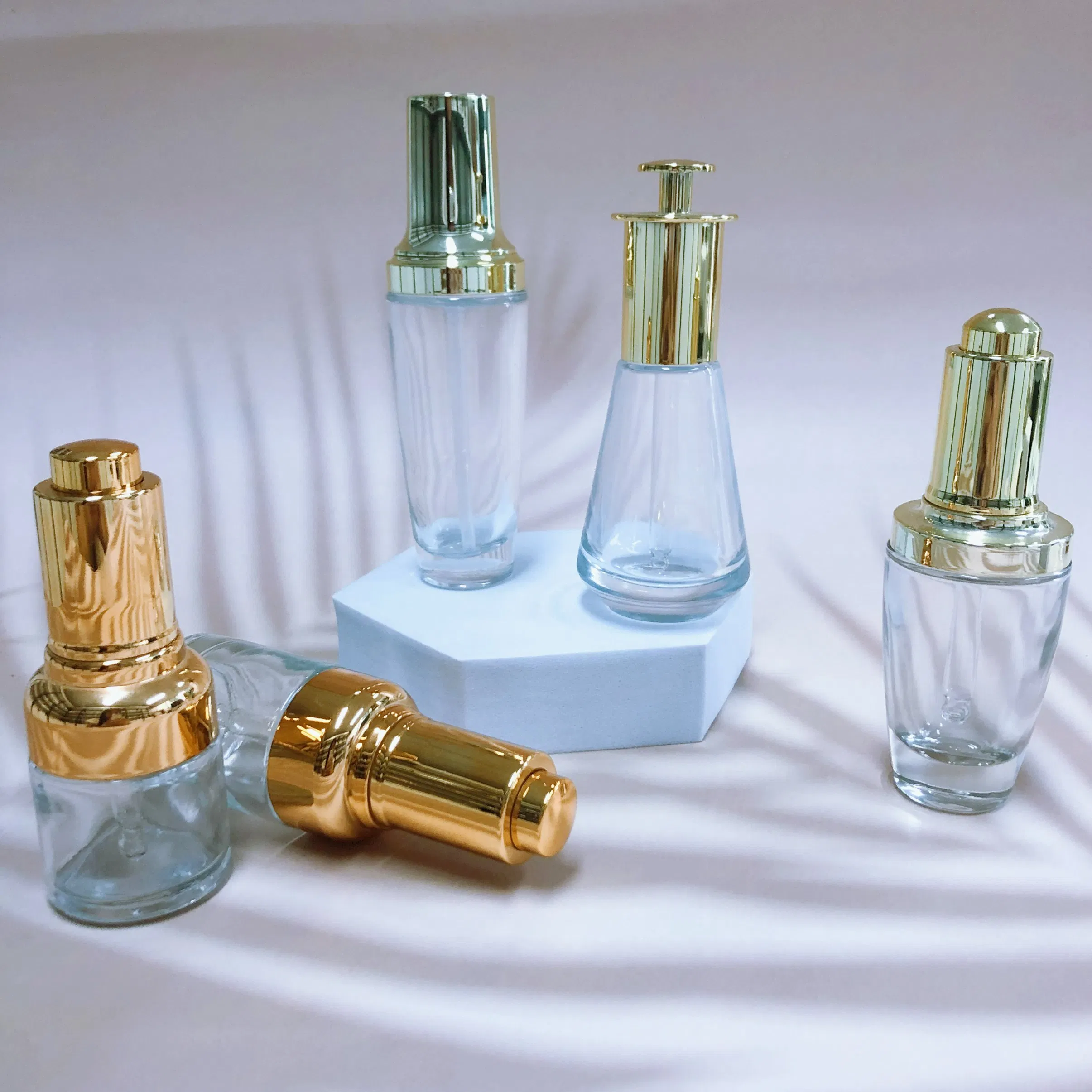 Press-Type Fragrance Essential Oil Glass Serum Dropper Bottle with a Golden Aluminum Cap