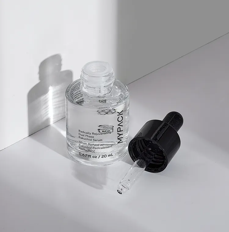 Serum Bottle Detail 8