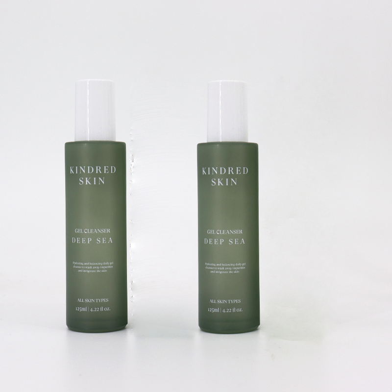 Customized Luxury Empty Cosmetics Packaging Container Free Sample 50ml 100ml 120ml Glass Skincare Facial Lotion Pump Bottle