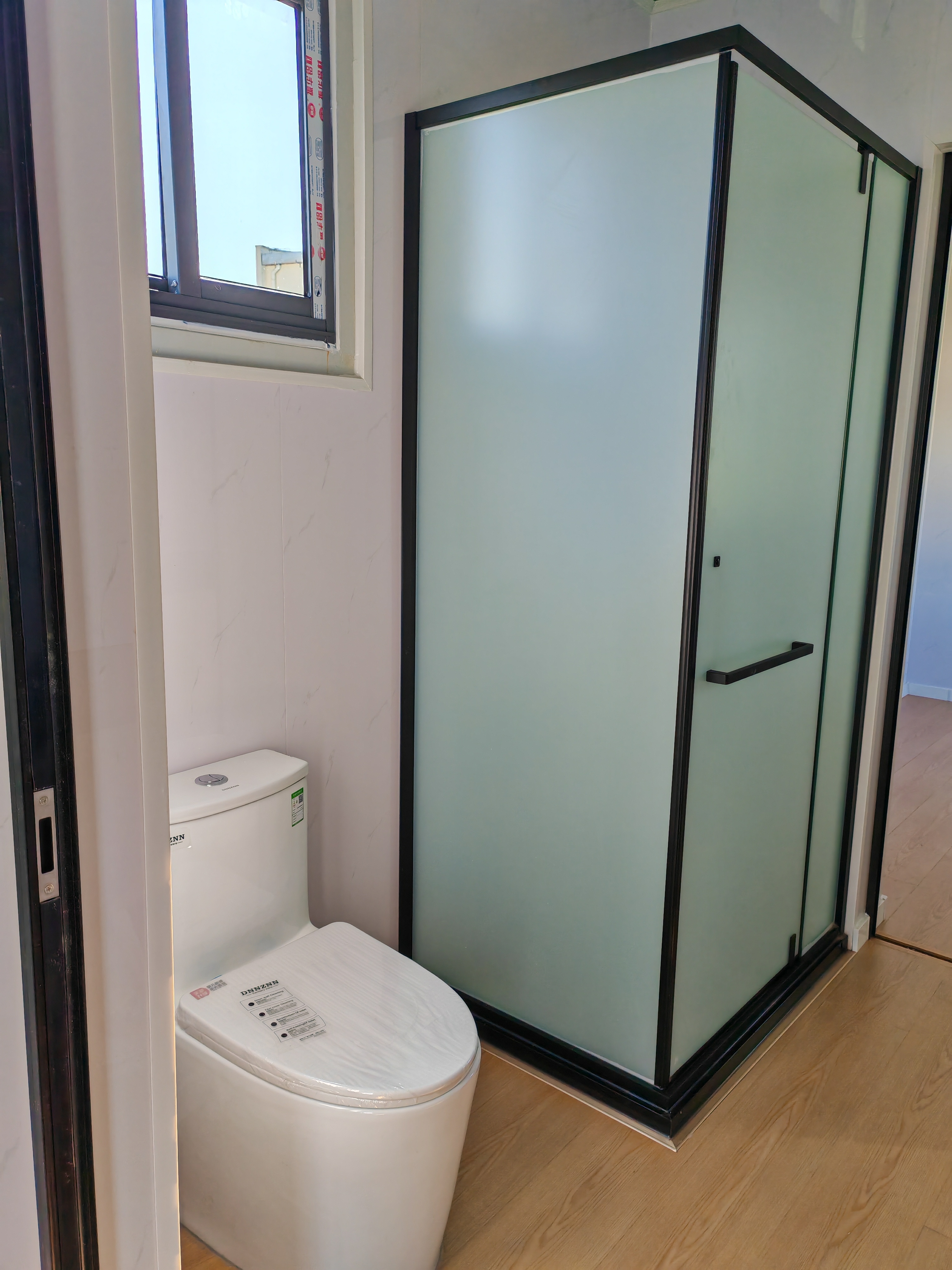Customizable Luxury 2-Story 20FT 40ft Shipping Container House Modern Prefab Tiny Home Kitchen Foldable Steel Villas