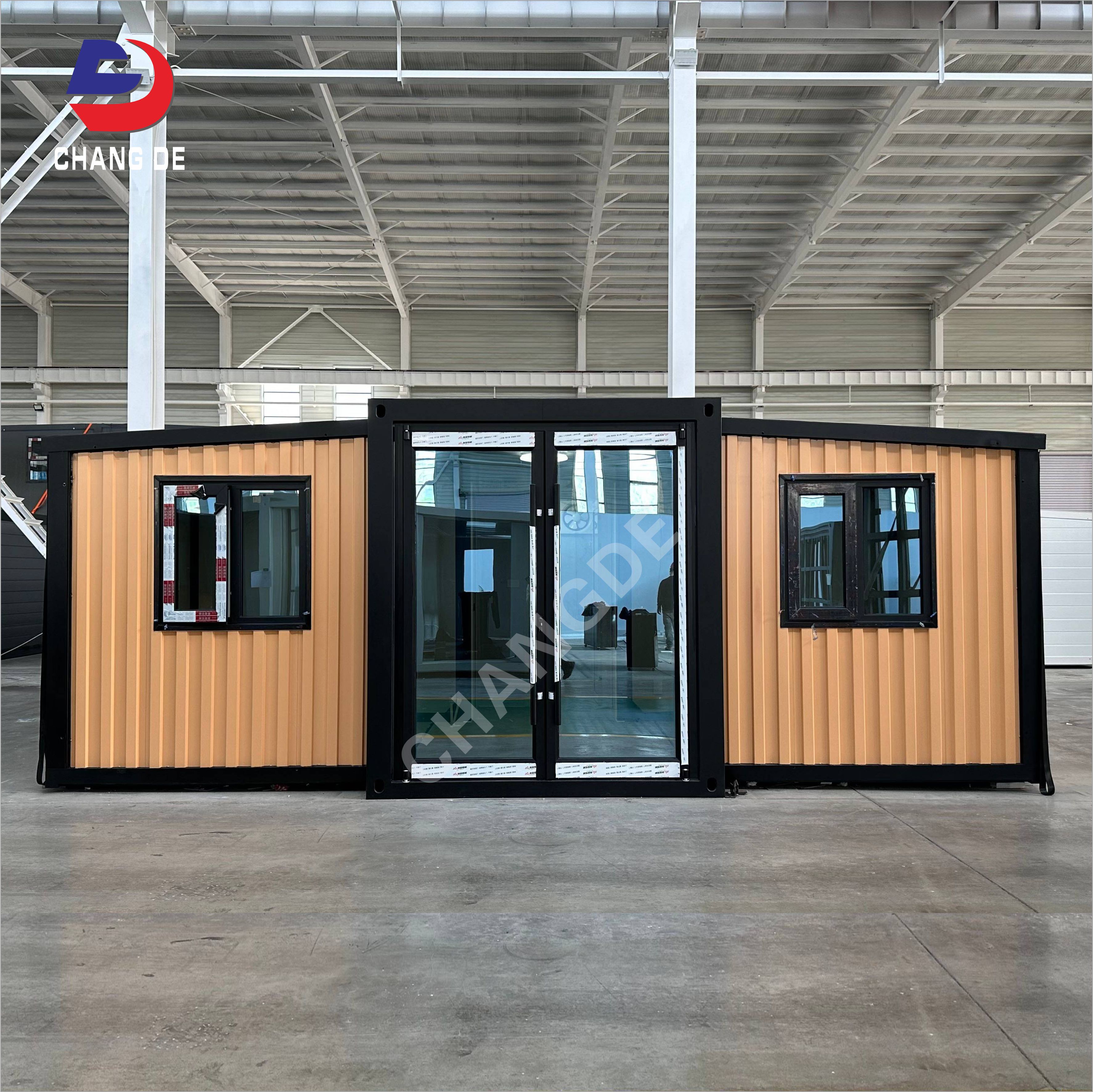 Luxury Villa Solar Power Off-grid Modular 20FT 40FT Expandable Container House Australia Granny Flat 2 3 4 Bedrooms Tiny House
