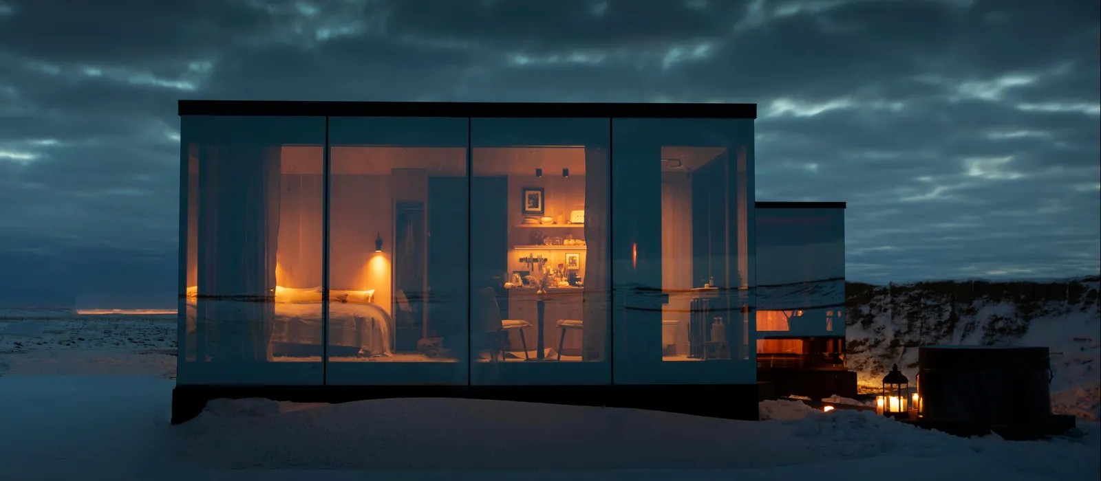 Mirror Sky Luxury Modular Container Home With Full Sight Glass Wall, Integrated Interior Outdoor Deck For Scenic Resort Glamping