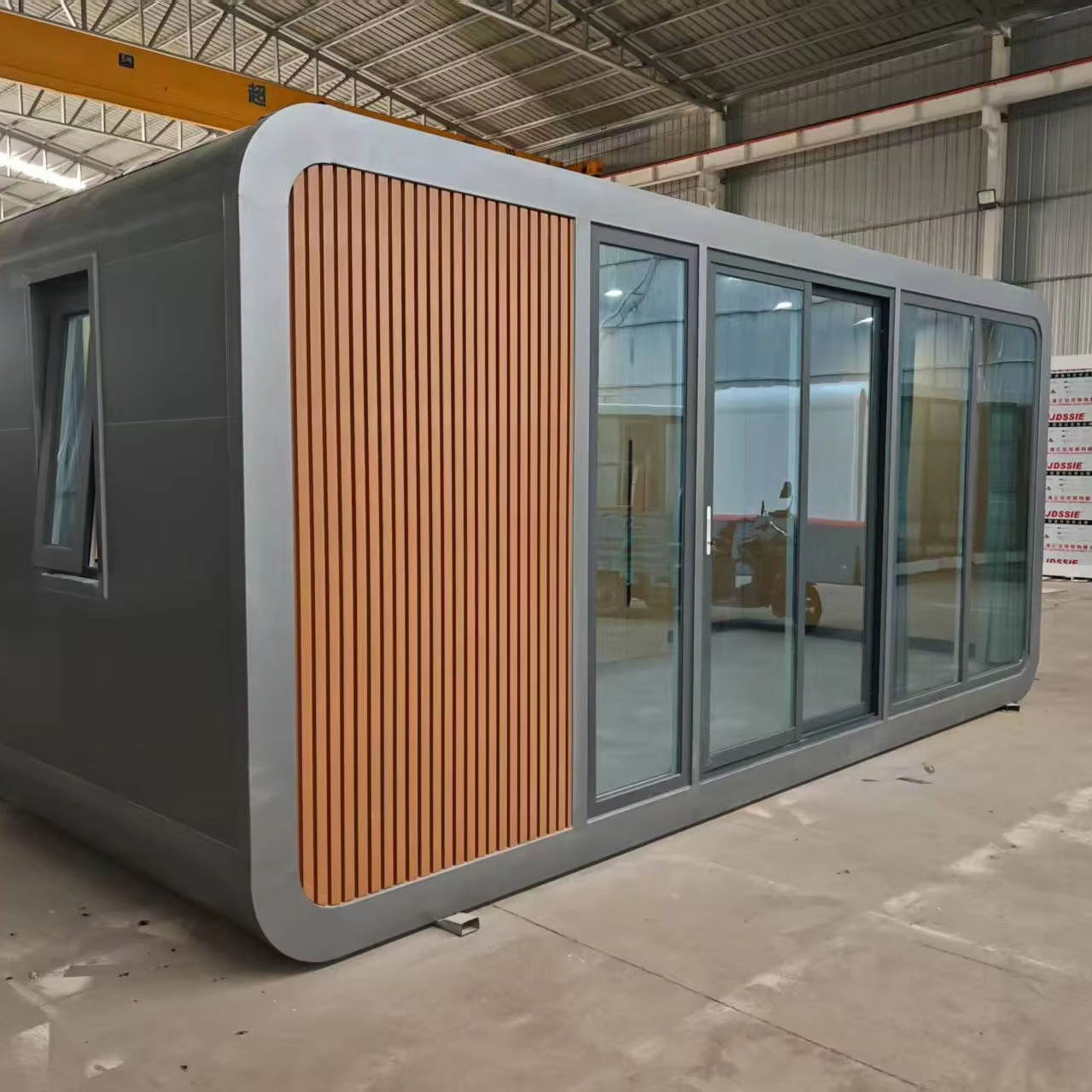 Prefab Outdoor Apple Pod Dome House Sandvik Panel Steel Sandwich Panel For Container Houses Use