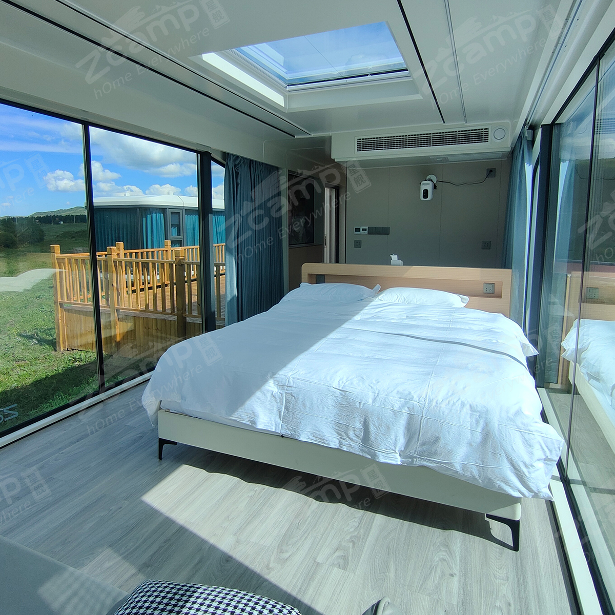 Zcamp E5 Eco Luxury Prefabricated Space Capsule Tiny House Container Prefab Trade Modular Mobile House