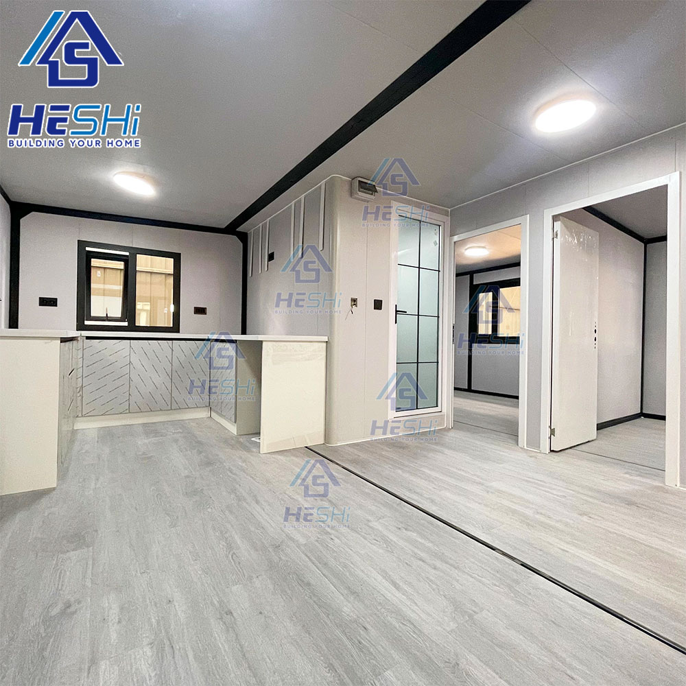 Insulated Prefabricated 20Ft 30Ft 40Ft Expandable Container House Steel Structure Prefab Sale Foldable Home Casa Contenedor