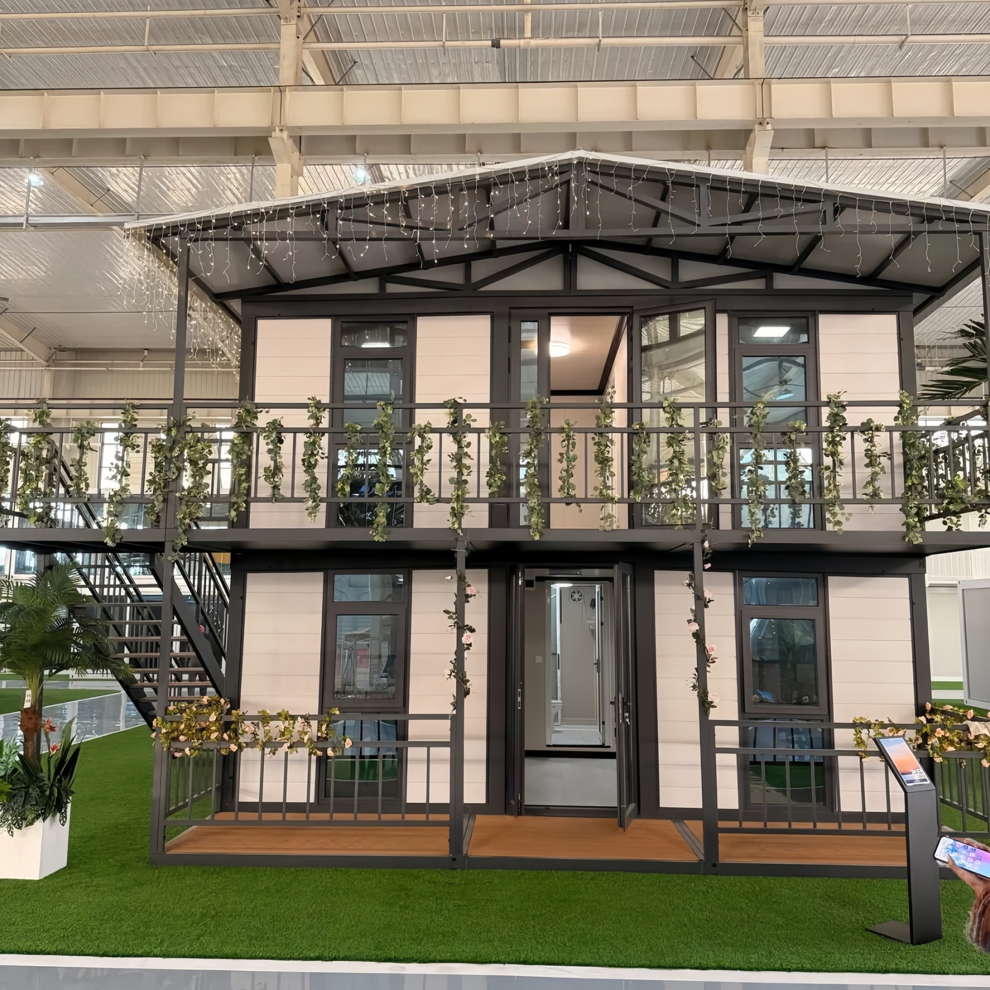Luxury 2-4 Bedroom Two Story 10ft 40ft Expandable Folding Tiny Container Prefabricated House with Wheels