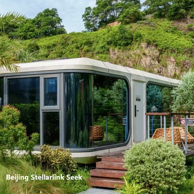 Luxury Space Capsule Villa Modern Modular Home Waterproof With Panoramic Skylight for Premium Resort and Private Camp Use