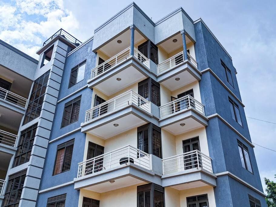 High-rise Prefabricated Housing Hotel Buildings Commercial Buildings Apartments Lightweight Metal Prefabricated Houses