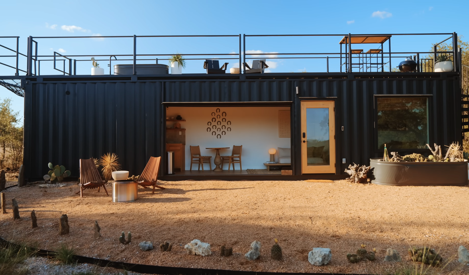 Fashionable Movable Shipping Container Bungalow House