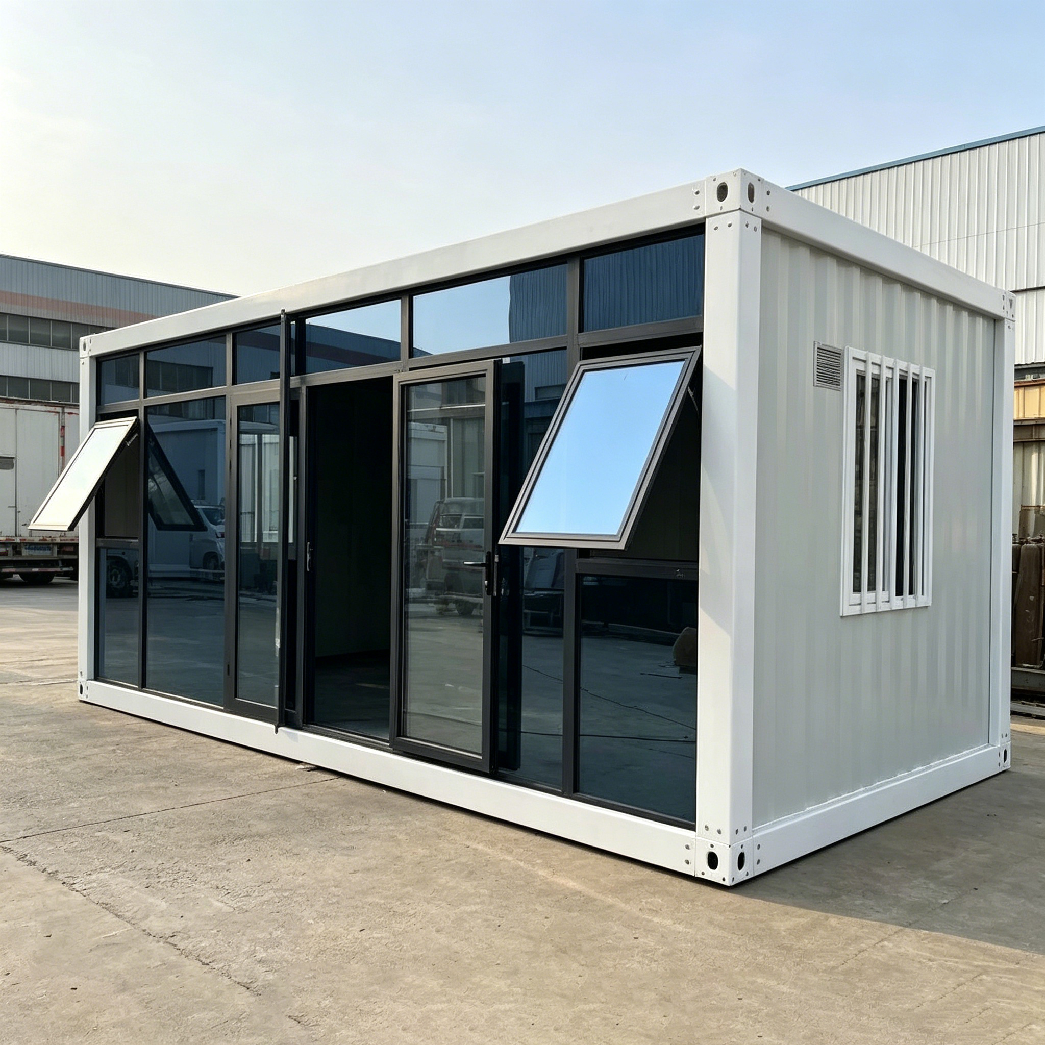 Modern Glass Curtain Wall Container House Prefabricated Modular Portable Living Villa for Resort Hotel Office Use