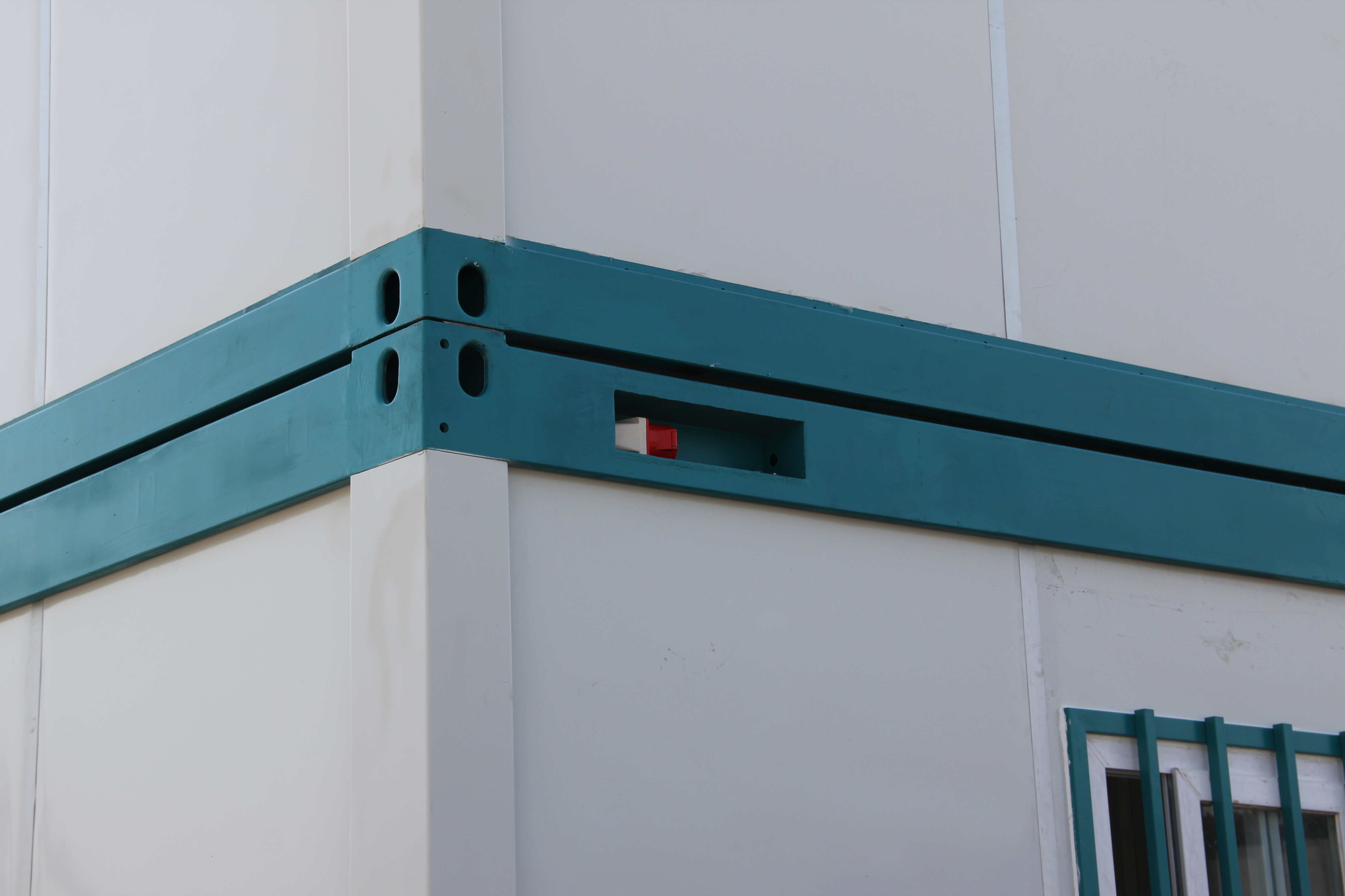 CDPH CE ISO9001 Certified Heavy-Duty Modular Flat Pack Container House for EPC Mining Camp and Turnkey Worker Dormitory
