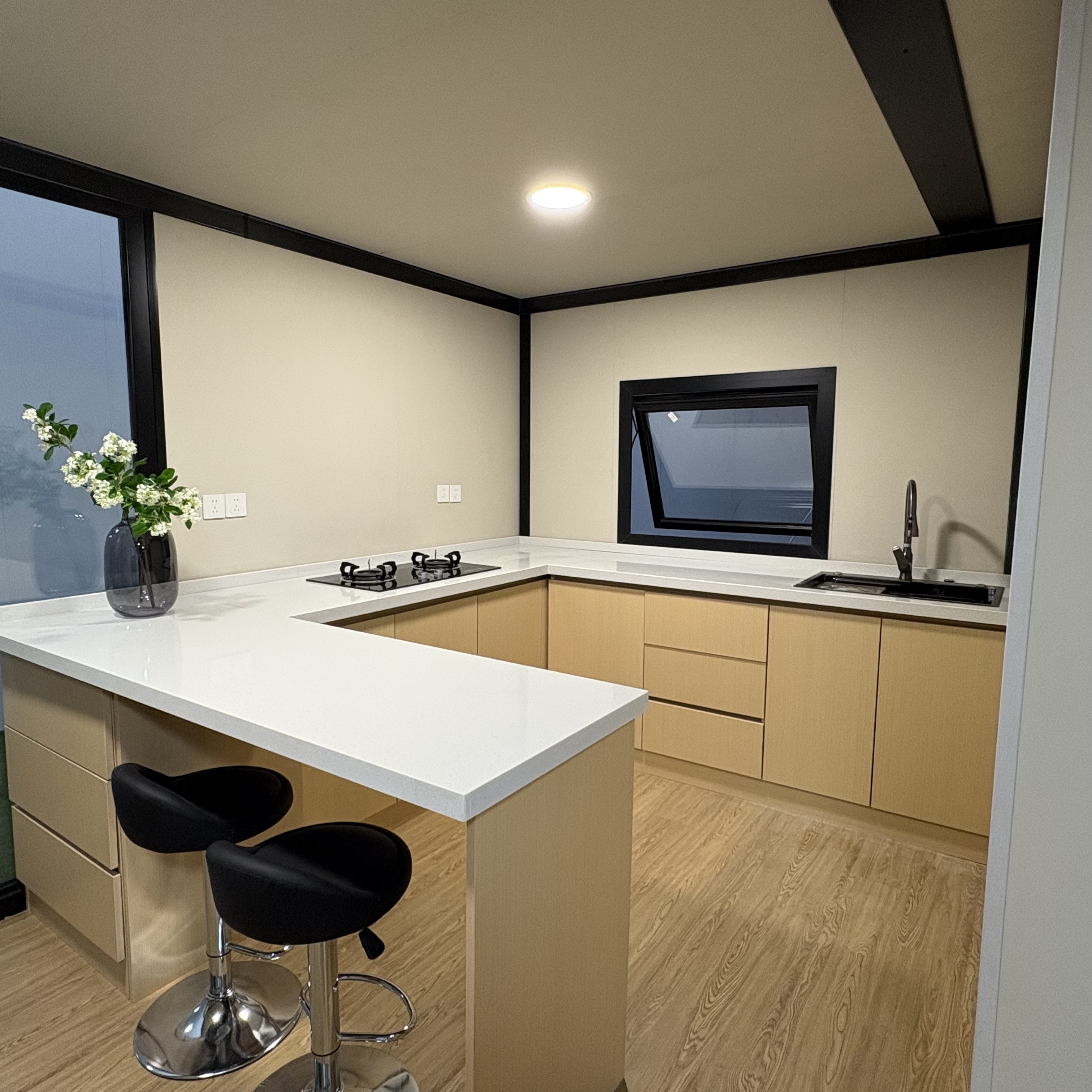 Container Interior Structure