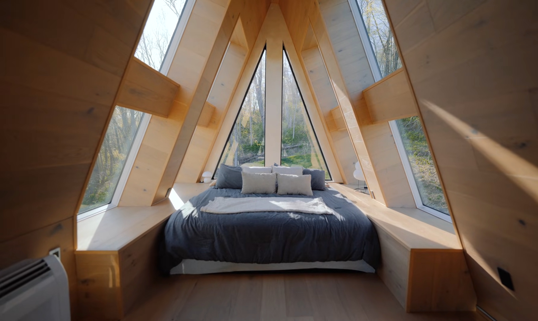 Bespoke Panoramic Glass Triangle House | Modern A-frame Prefab Cabin For Mountain &amp; Forest Resort | Fast Setup Modular Villa